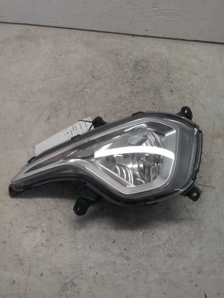 Luz de estacionamiento/esquina del conductor montada para parachoques antiniebla para 13-16 SANTA FE 2855678 Foto 2 de 4