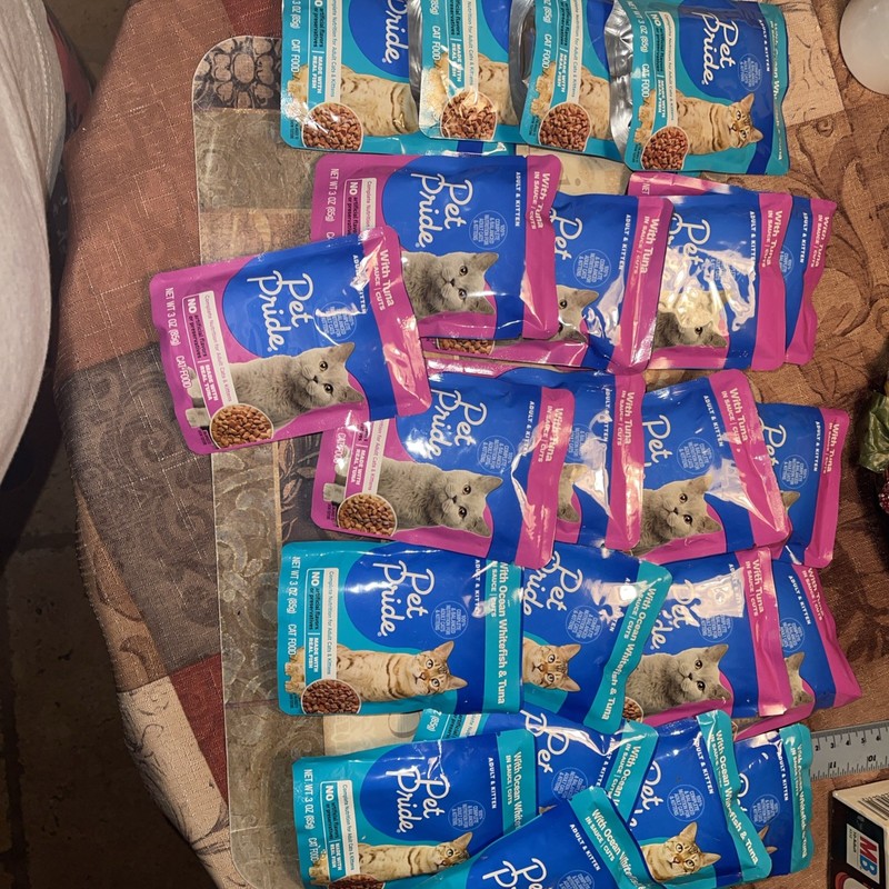 Pet Pride  Cat Food Variety Pack 3oz 22 Pouches/tuna And White Fish