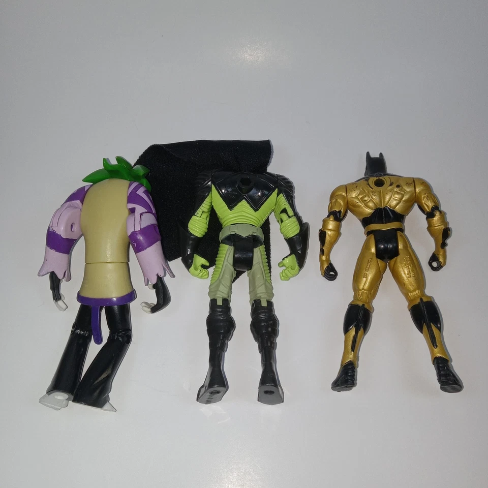 BATMAN Action Figures Vintage and Modern Mixed Lot of 37 - Image 3 of 4