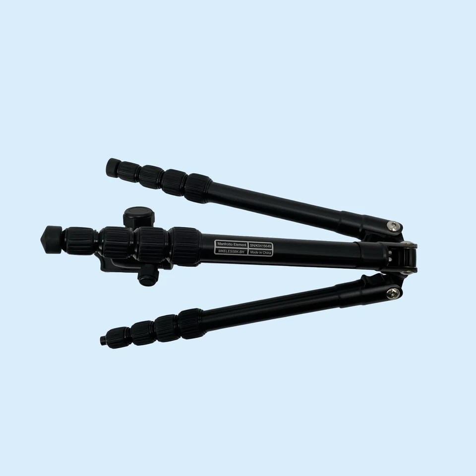 Cabezal de bola trípode de aluminio Manfrotto Element Traveller de 5 secciones #NO3073 Foto 2 de 4