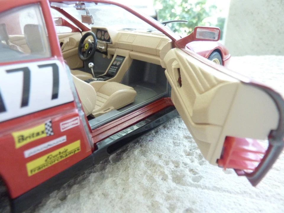 Burago 1991 Ferrari 348tb Evoluzione #177 Red Burago 1/18 Scale Made in Italy - Image 4 of 4