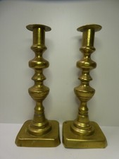 PAIR OF EARLY ANTIQUE GEORGIAN BRASS CANDLESTICKS   CANDLE HOLDERS