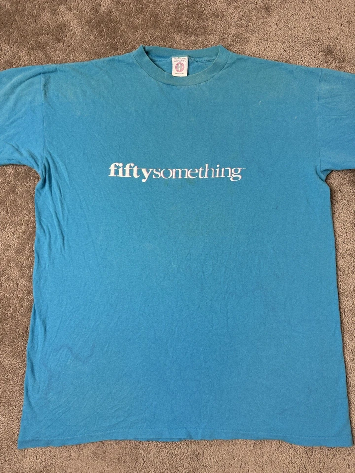 Винтажная мужская унисекс синяя винтажная футболка 80-х Fifty Something размер XL - Изображение 4 из 4