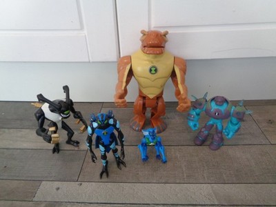 Ben 10 Figuren Konvolut - 9,5 Inch Humungousaur, Spider Monkey, Big Chill, Shock Rock +