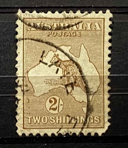 AUSTRALIA: 1915 CLASSIC ERA 2 SHILLING KANGAROO SCOTT #43 CV $125 SOUND
