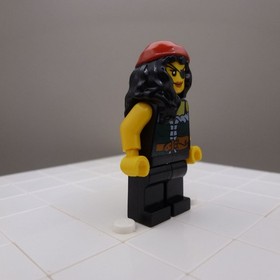 LEGO&reg; Pirate Chess Queen pi172 Bandana Eye Patch Female Pirates III 40158