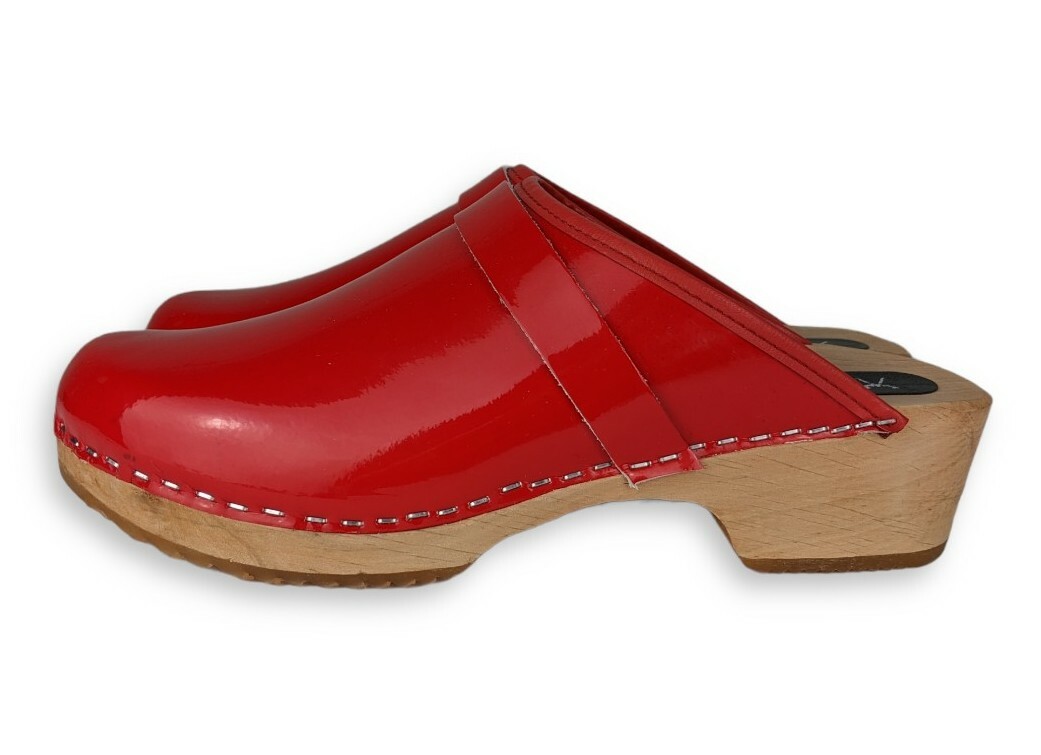 L'atelier Scandinave Wooden And Patent Leather Clogs Slip On Size