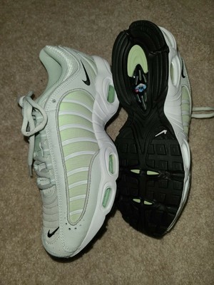 air max tailwind 2010