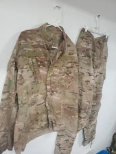 U.S. fire resistant ARMY MILITARY USGI MULTICAM medium long set used