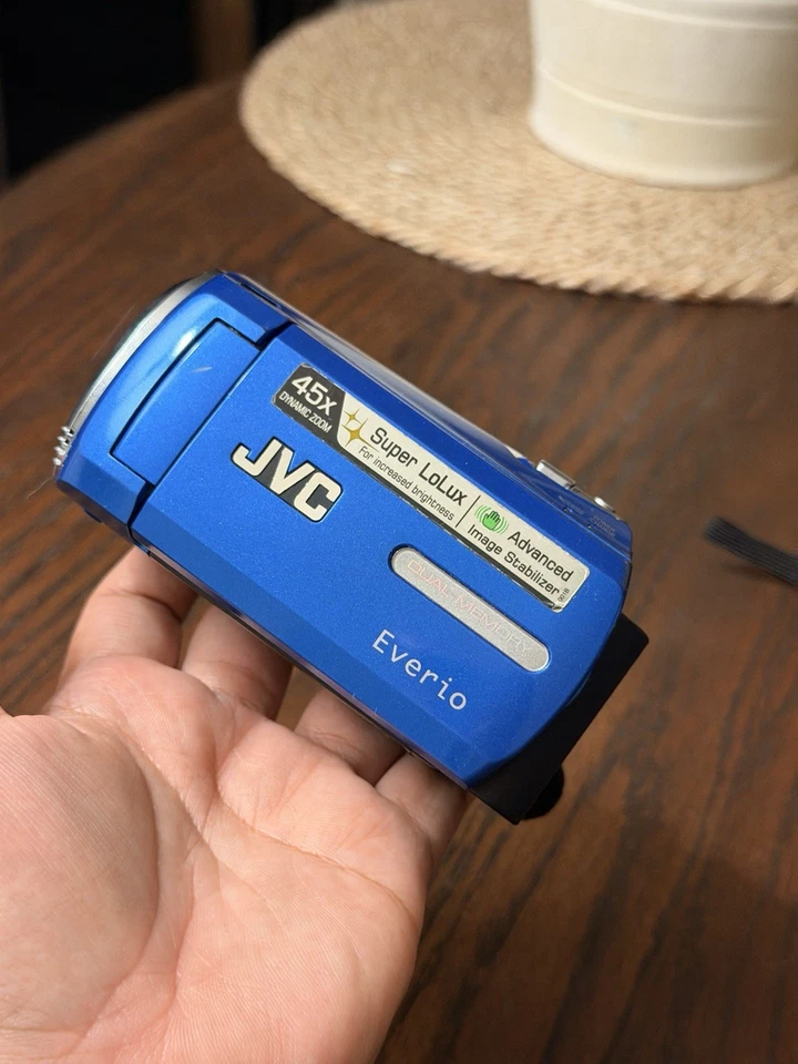 JVC MS230 8 GB Camcorder - Blue FULLY TESTED WORKS GREAT - Image 3 of 4