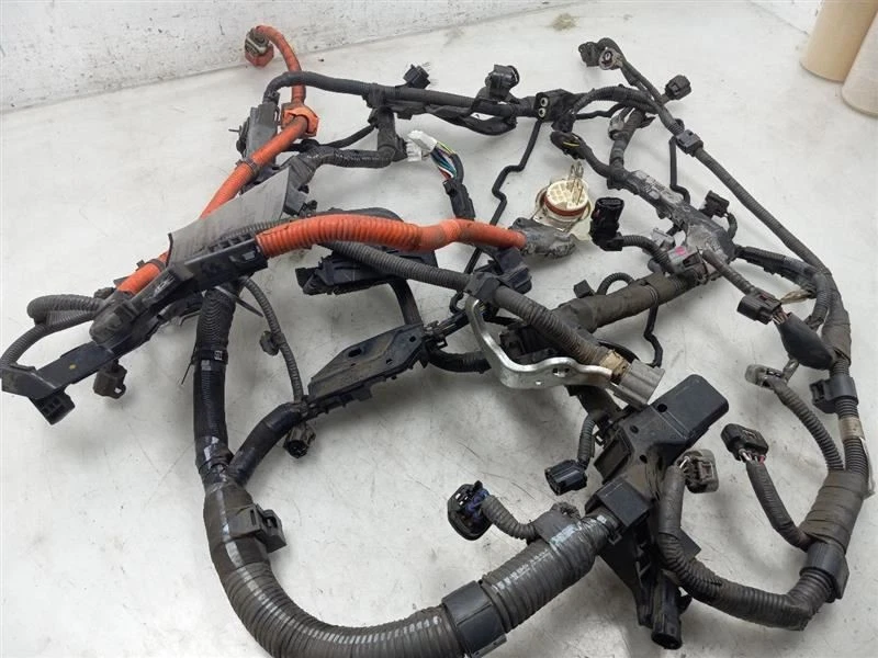 Arnés de cables del motor 12 13 14 15 16 17 Toyota Prius V 82121-47151 Foto 2 de 4