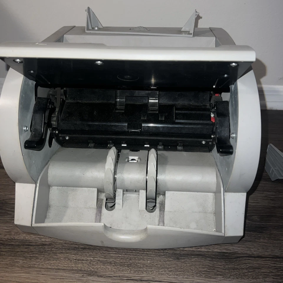 Contador de dinheiro Cummins Allison JetScan iFX i100 sem fonte de alimentação i101 - Imagem 3 de 4