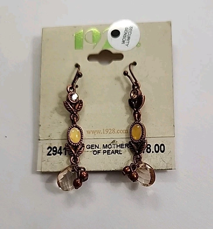 Pendientes de madreperla amarillos vintage de 1928 con detalles de diamantes de imitación nuevos en caja Foto 2 de 4