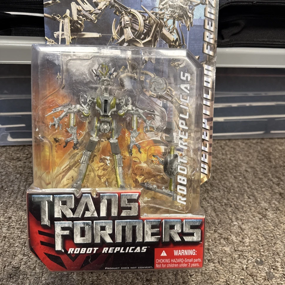 Transformers Robot Replicas - Decepticon Frenzy Action Figure - Image 4 of 4