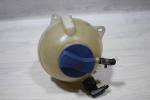 Ausgleichsbehälter Kühlmittel 1J0121403B Audi A3 8L Bj,02