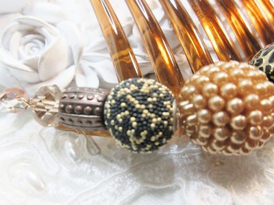 Exquisite Gold Color Artisan Beads French Hair comb hand  display picture 1
