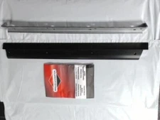 OEM Briggs & Stratton 1687805 SCRAPER AND SUPPORT