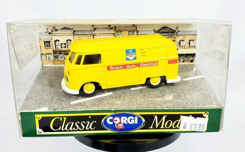 VW Minivan Bosch Auto Classic Toy Model Die Cast + 2 Bonus Volkswagon Vans - Picture 2 of 14