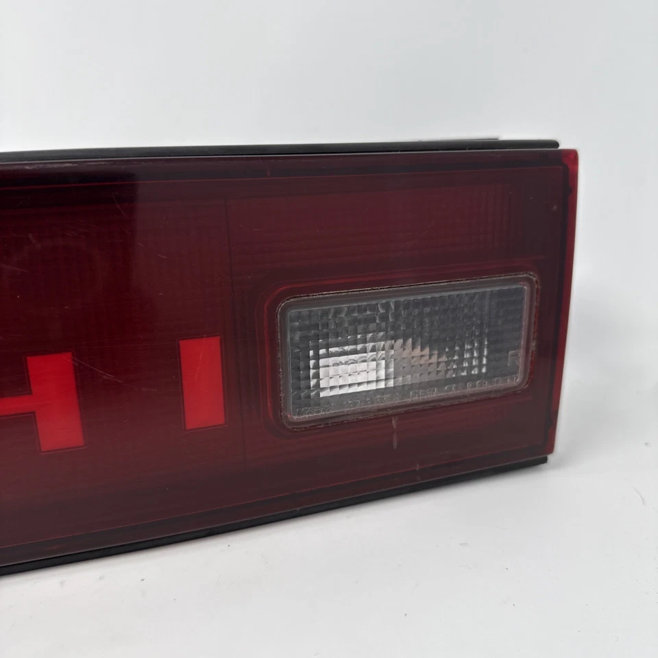 1991 - 1993 Mitsubishi 3000GT VR4 центральный задний фонарь отражатель гарнир панели OEM - Изображение 2 из 4