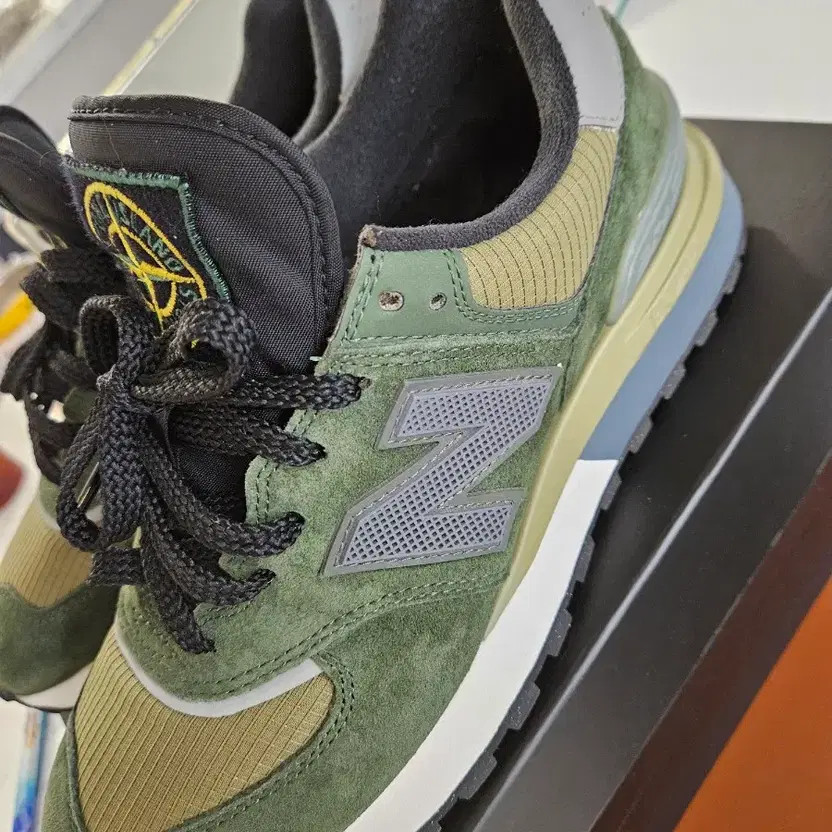 Stone Island x New Balance Green Sneakers Limited Edition thumbnail 5
