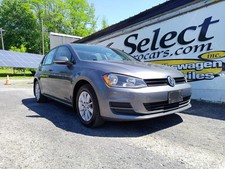 2017 Volkswagen Golf S 5spd Manual ONE OWNER