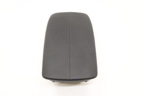 2020 - 2021 MAZDA CX-30 FRONT CENTER CONSOLE LID COVER PANEL OEM BLACK_D2W