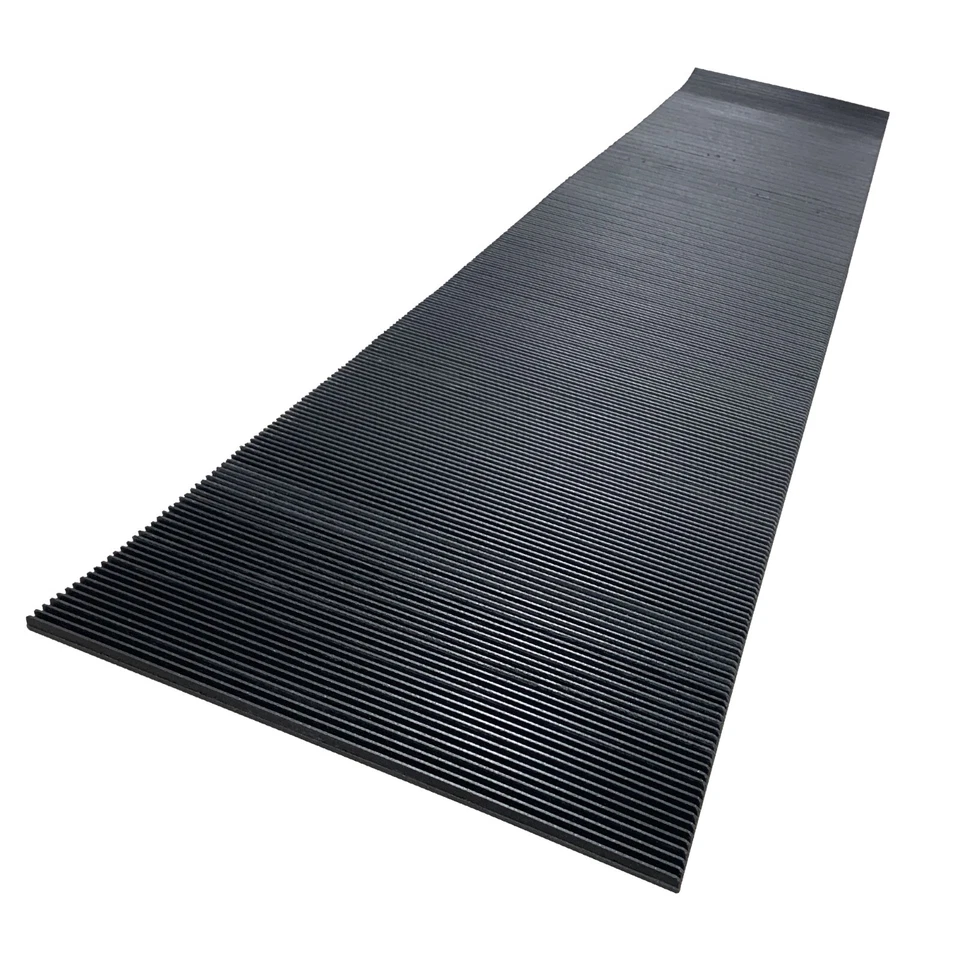 Remolque para motos de nieve "TraxMat" alfombrilla de tracción 18" x 72" Foto 2 de 2