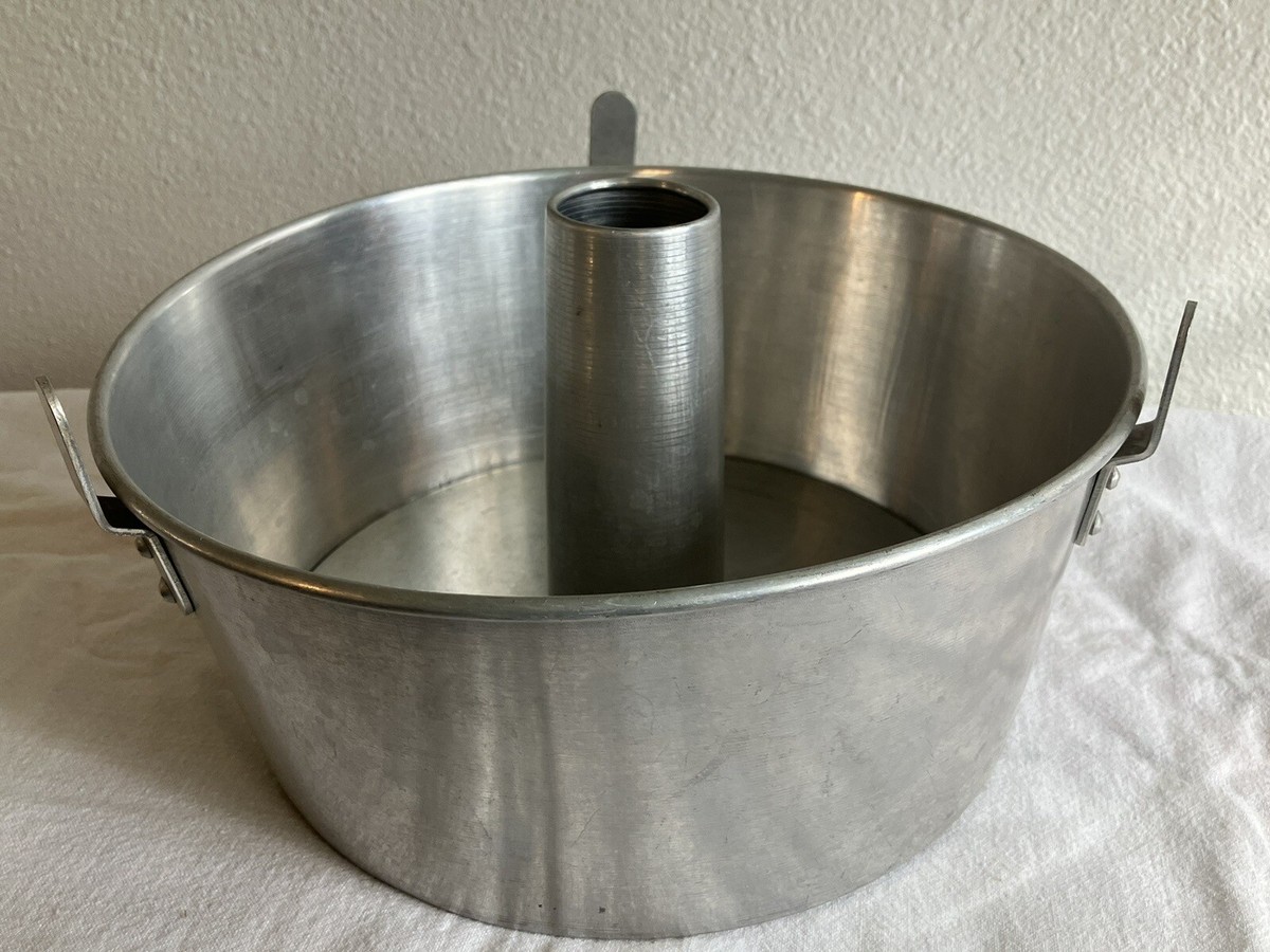 VINTAGE Comet Angel Food Cake PAN 10