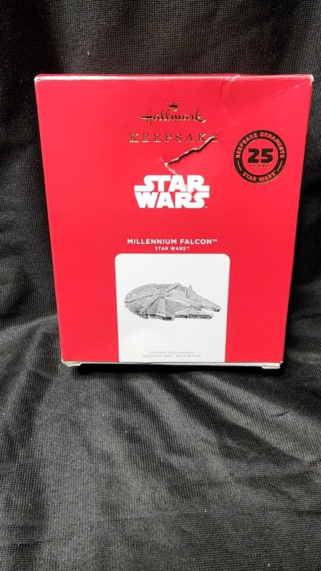 2021 Hallmark Star Wars The Millennium Falcon Metal Christmas Ornament LIMITED🚀