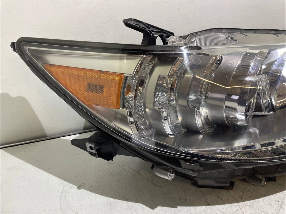 Faro halógeno LED DRL pasajero derecho derecho OEM 2358 2013-2015 Lexus Es350 Foto 2 de 4