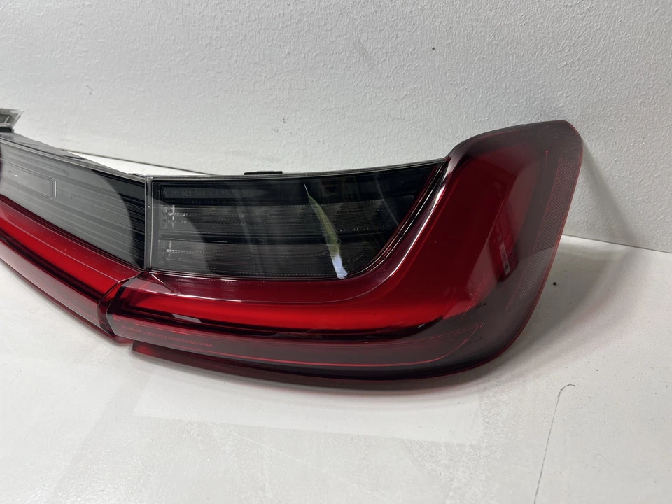 Luces traseras 330i M3 2019-2024 OEM BMW SERIE 3 G20 G80 M3 Foto 2 de 4