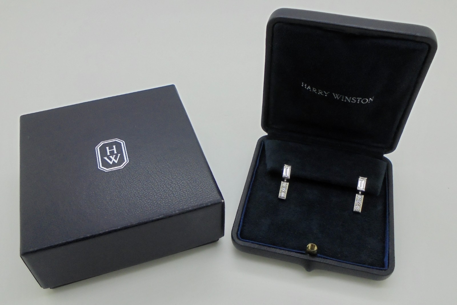Authentic Harry Winston Traffic 1.45ctw Diamond Platinum Earrings - RARE image 9