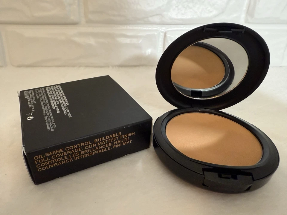 MAC Studio Fix Powder Plus Foundation - C6 - Full Size - Original Formula - Image 2 of 4