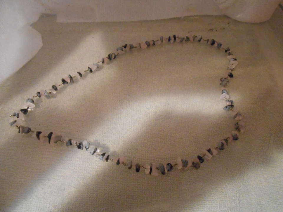 РОЗОВЫЙ КВАРЦ ЧЕРНЫЙ КРУЖЕВНОЙ АГАТ ИЗ ЧИСТОЙ ПРОВОЛОКИ НАТЯНУТОЕ ОЖЕРЕЛЬЕ 30 ДЮЙМОВ ДЛИНОЙ - Изображение 4 из 4