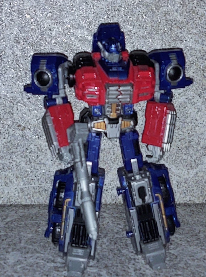 Transformers Titanium OPTIMUS PRIME War Within Target Exclusive Figure  - Image 2 of 4