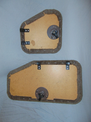 1995-2004 Toyota Tacoma Extra Cab Rear Compartment Jack/ Covers Tan - Picture 2 of 2
