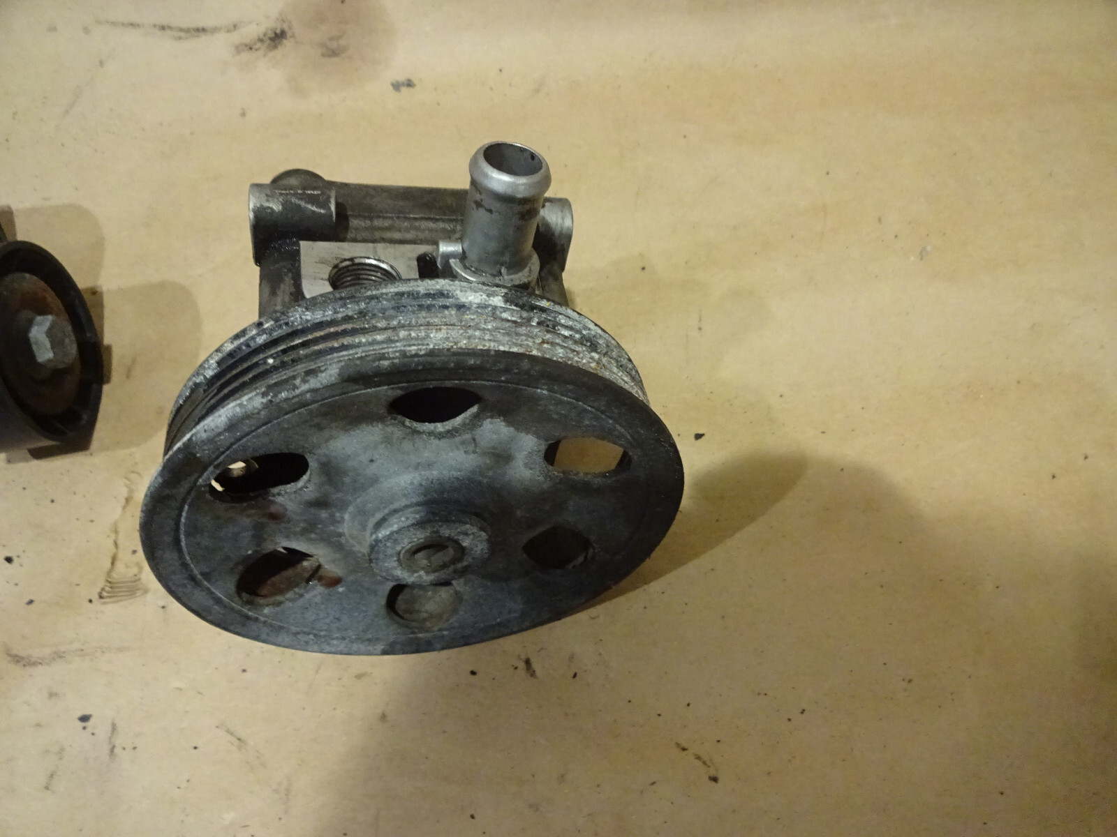 Maserati 4200  Power Steering Pump  -P/N 187920