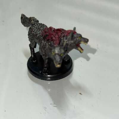Dungeons & Dragons D&D Miniatures Monster Menagerie DEATH DOG TWO HEADED #9
