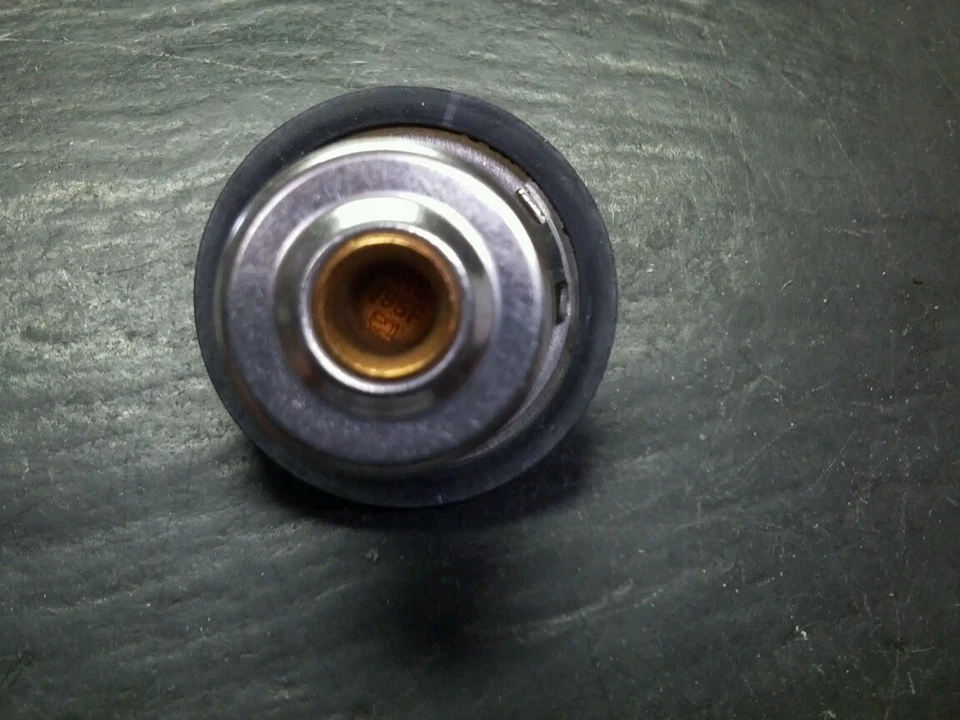 TERMOSTATO CST 3889 PONTIAC CHEVROLET OLDSMOBILE Foto 2 de 3