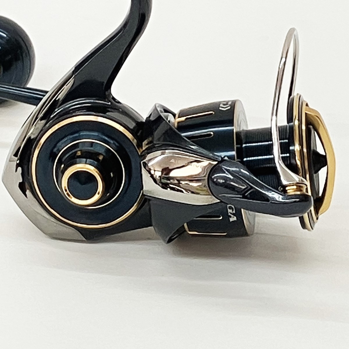 DAIWA SALTIGA 23 Saltiga 4000-XH 00065026 Spinning reel | eBay