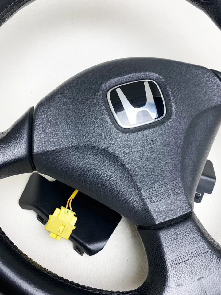 Honda Accord CL7 Euro R MOMO Steering Wheel GENUINE OEM DC5 EP3 AP1 JDM Japan - image 2 of 4