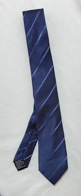 ROYAL CLASS SELECTION men s  Slim Tie In Blue W A Striped Pattern Silk IN EX.CON