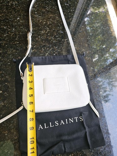 Bandolera de cuero para cámara AllSaints en BLANCO NUBE - Imagen 14 de 16