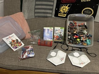 Disney Infinity Bundle Characters Figures with Portal and Game for Xbox 360