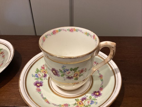 Vintage Coldclough Coffee Cups On Saucers. Floral, Gilt On White - Picture 3 of 12