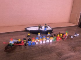 Lego  Black Seas Barracuda - Complete Set Vintage + BONUS Extra Lego Items!!!!!