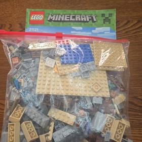 IMCOMPLETE LEGO Minecraft: The Desert Outpost Set (21121) with figure missing 1