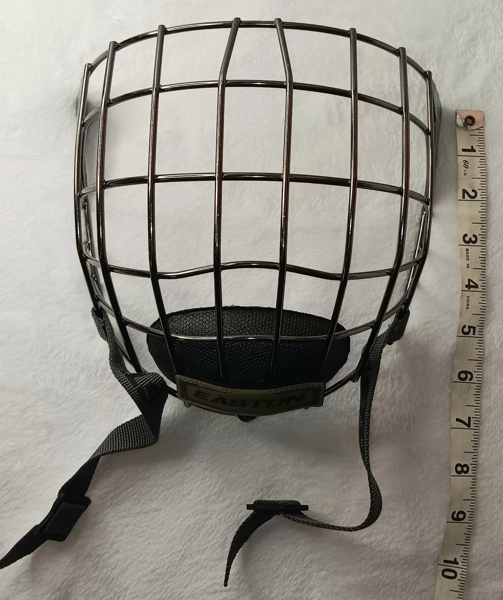 Casque attrapeur style hockey Easton Black Magic 6 1/8 à 7 1/4