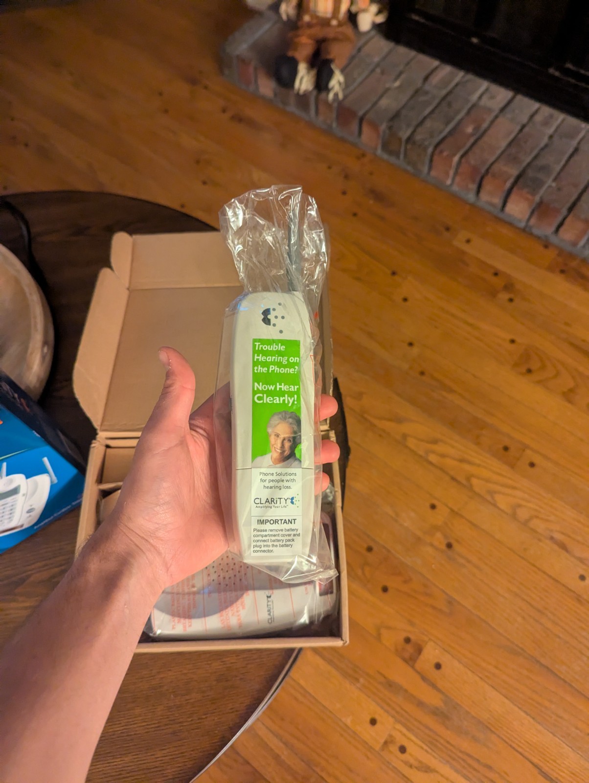 Clarity C420 Amplified Cordless Telephone, Caller ID, Call Waiting (Brand New)