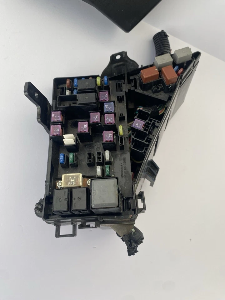 2015-2017 SUBARU IMPREZA 2.0L ENGINE FUSE BOX RELAY MODULE EFB OEM - Image 2 of 4